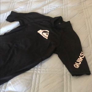 Men’s medium rash guard gently used